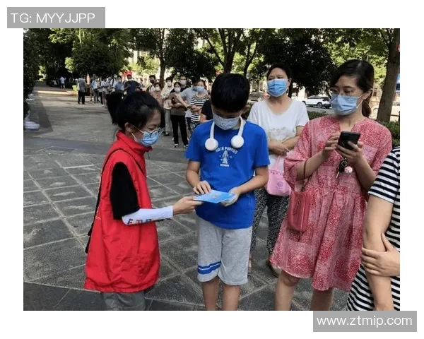 足球防爆队携手社区共筑安全防线助力青少年健康成长